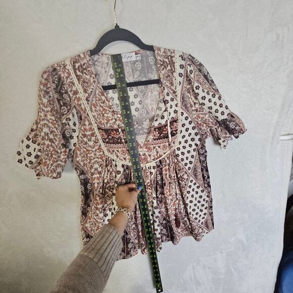 Petal and Pup Boho Sz8 Hippie 70s Vibe blouse w Tassles. Floral. Lace Accents. - Picture 5 of 14
